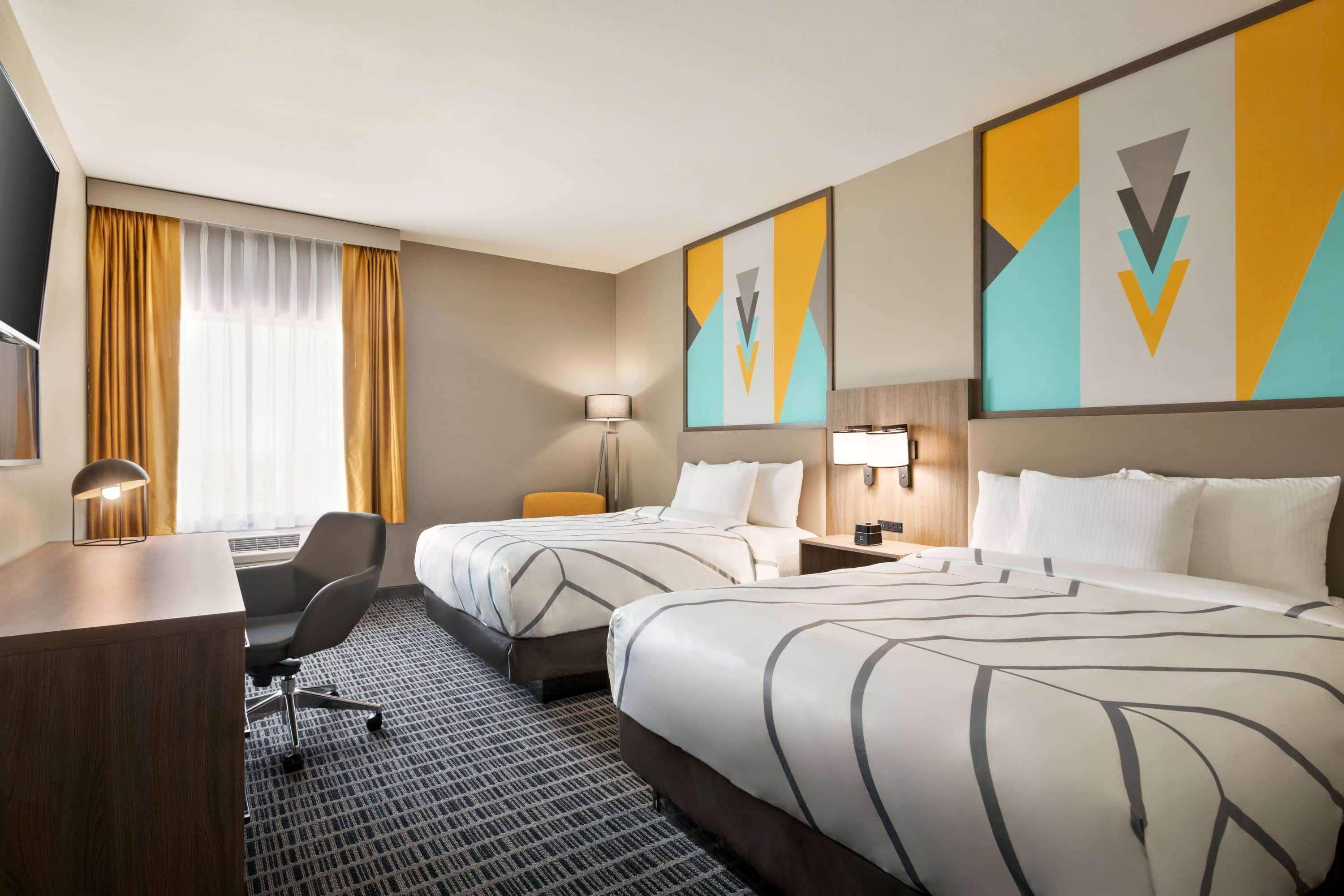 La Quinta By Wyndham Richmond-Sugarland Hotell Exteriör bild